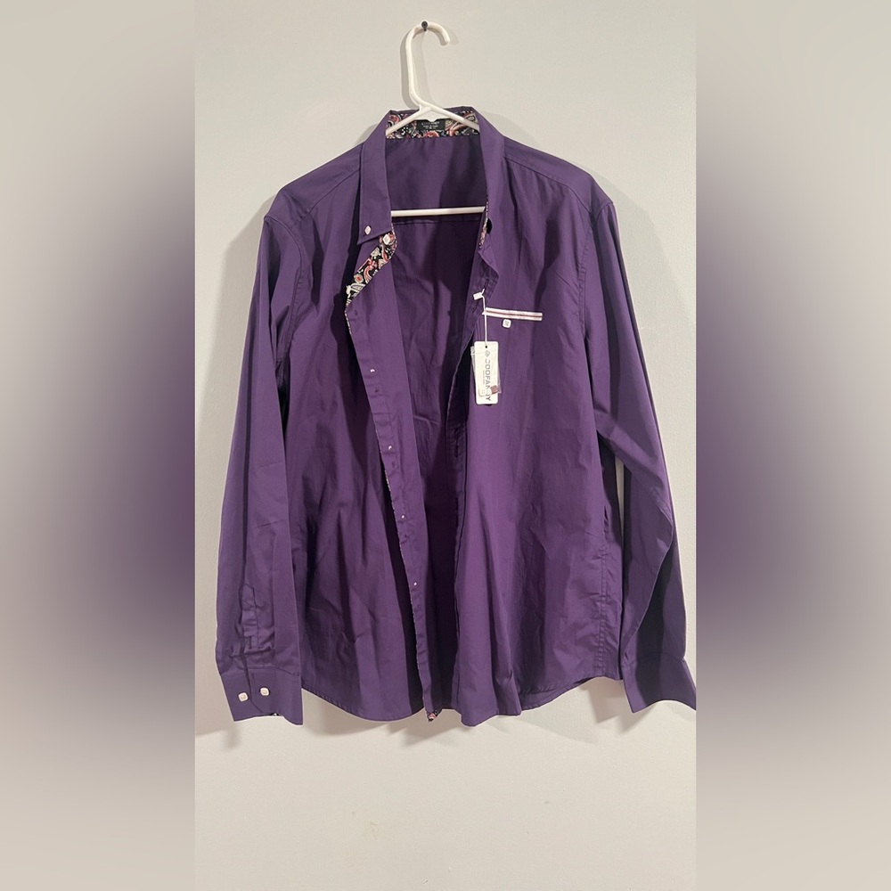 COOFANDY Men's Size XL purple Dress Shirt 
NEW with tag